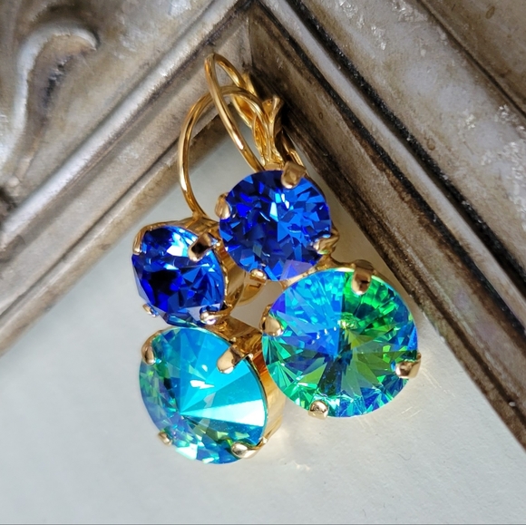 Austrian Crystal Earrings in Gold - Picture 8 of 12